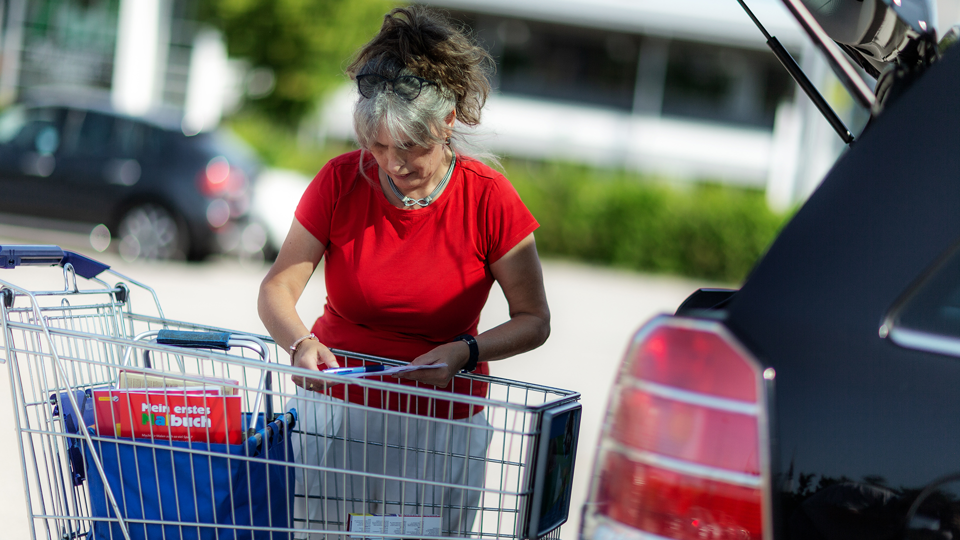 Entwurf, Mediengestaltung, PDF, Druckdaten, Druckservice, Visitenkarten, Faltblätter, Flugblätter, Mappen, Briefpapier, Produkte, Druckveredelung, Weiterverarbeitung, kostenlos, Lieferung, Plakate, Flyer, Außerordentlich, Preis-/Leistungsverhältnis, Online bestellen, Kosteneffizienz, Digitalprint, wirtschaftlich, produzieren, Flexibilität, Personalisierung, Digitaldruck, Offsetdruck, Marketingmaterialien, Werbeartikel, Beratung, Konzeption, Layouterstellung, Druckdatenerstellung, Standarddrucksachen, Spezialist, Werbetechnik, Schilder, Mailing, Messebau, Overnight, CopyShop, Ökologisch, kompetent, flexibel, fair, Druckveredelung, Präsentation, Beste Qualität, Auflage, ab 1 Stück, Kleinformat, Großformat, Druckcenter, Mediencenter, gemeinsam, Lösung, Anspruchsvoll, Printprodukt, Entwickeln, Druckerzeugnisse, Buchbinder, Prepress, Druckvorstufe, Datenkontrolle, Druckartikel, Umfangreich, Marketingservice, Passgenau, Zuverlässig, Preiswert, Schnell, günstig, Fertigungsstätte, Motiv, Größe, Zuschnitt, Material, Stärke, Effektlack